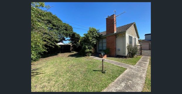 YOUR VALENTINE IS CALLING - Photo 1