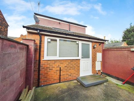 1 bedroom apartment to rent - Photo 5