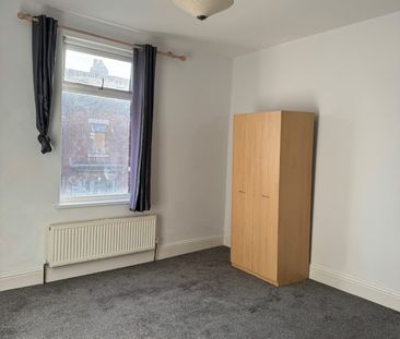 4 Bed Terraced House, Plymouth Road, S7 - Photo 3