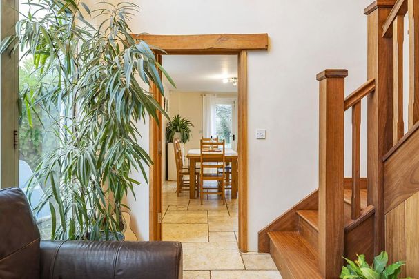 4 bedroom barn conversion to rent - Photo 1