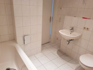 Freiheitsstr. 10, Wohnung 10 ~~~ Einbauküche, offene Küche im Wohnzimmer, Bad mit Wanne - Foto 2