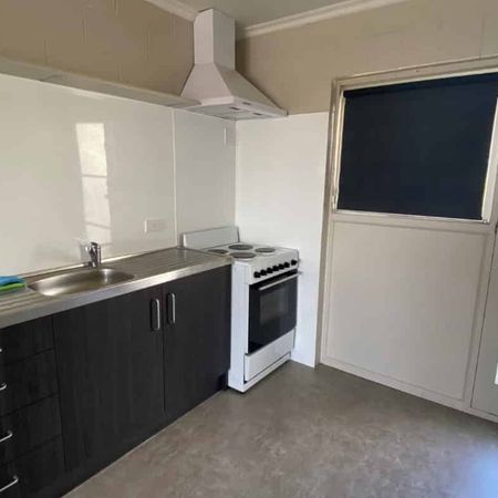 One Bedroom in Frankton - Photo 3