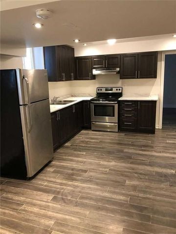 For Lease - 110 Turquoise Crescent Unit# Lower, Brampton, Ontario - Photo 4