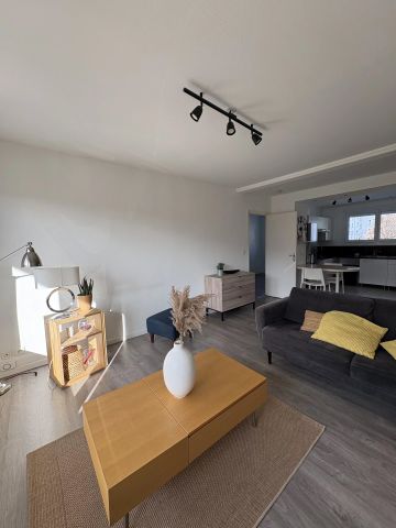 Location Appartement 3 pièces 55m² ST EGREVE 38120 - Photo 3