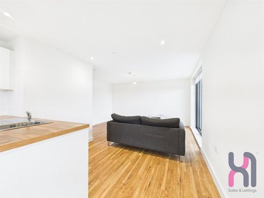 2 bedroom flat to rent - Photo 1