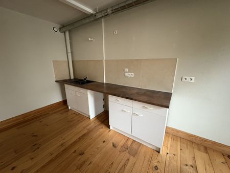 Location Appartement 3 pièces 65m² AGEN 47000 - Photo 3