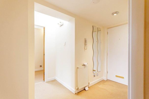 2 bedroom maisonette to rent - Photo 1