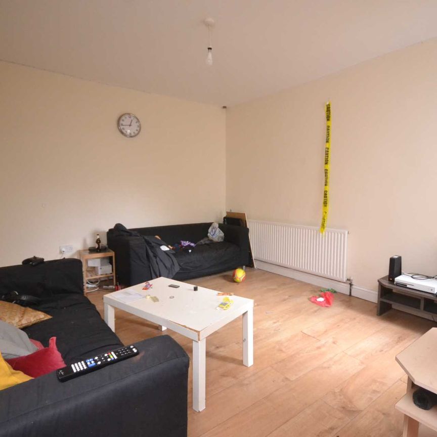 Price £4,200 pcm - Available 01/07/2026 - Furnished - Photo 1