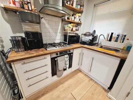 1 bedroom apartment to rent - Photo 3