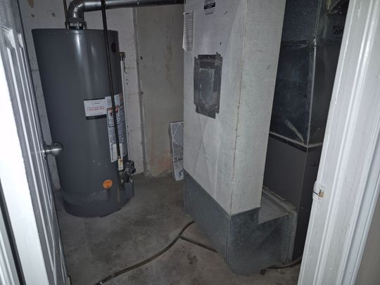 For Lease - 89 Navenby Crescent Unit# BASEMENT, Toronto, Ontario - Photo 1