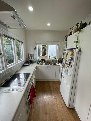 Charming Workman’s Cottage in Prime Herne Bay - Photo 5