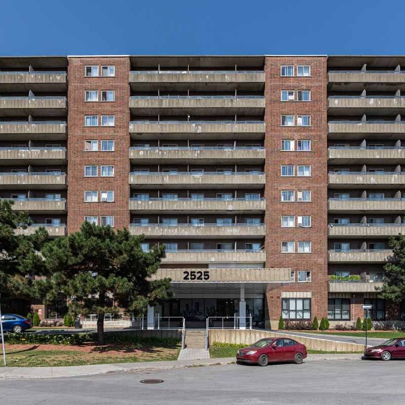 1 Bedroom Available At 2525 Cavendish Blvd., Montreal - 2525 Cavendish Blvd., Montréal - Photo 1