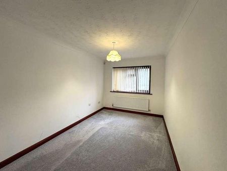 Newland Gardens, Cradley Heath, B64 - Photo 5