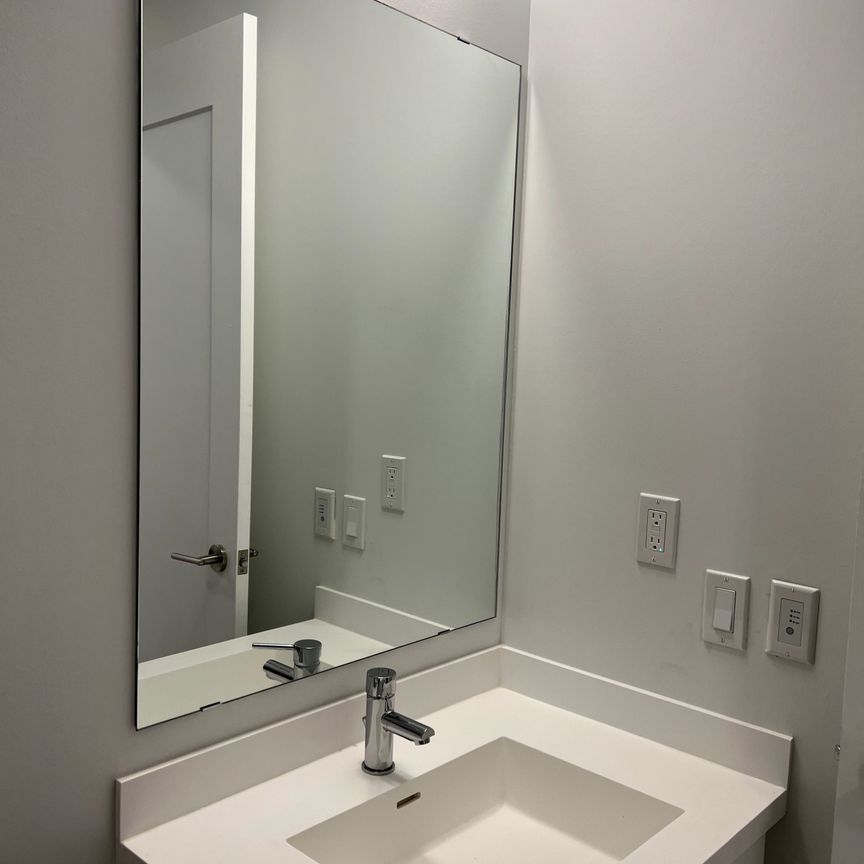 For Lease - 412 Silver Maple Road Unit# 427, Oakville, Ontario - Photo 1