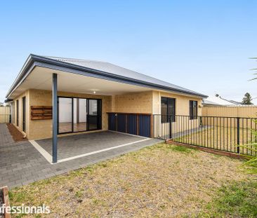 14 Mangatj Street, Byford WA 6122 - Photo 4