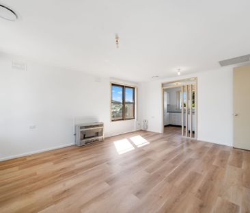 Charming Family Home in Karabar - Photo 5