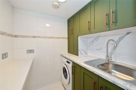 Etchingham Park Road, London, N3 studio to rent - Photo 5