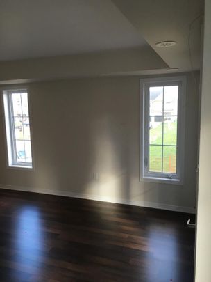 For Lease - 2441 Greenwich Drive Unit# 128, Oakville, Ontario - Photo 1