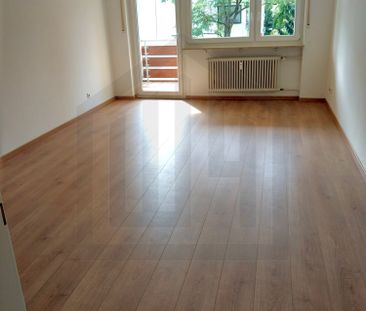 Gepflegte 3‑Zimmer-Wohnung mit Balkon und Garage in Karlsruhe - Foto 3