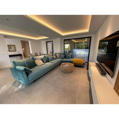 Luxury Villa for rent in Marbella, Andalusia - Photo 1