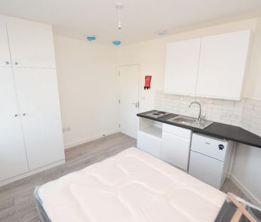 1 bedroom property to rent - Photo 3