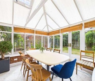 Saturn Croft, Winkfield Row, Bracknell, RG42 - Photo 2