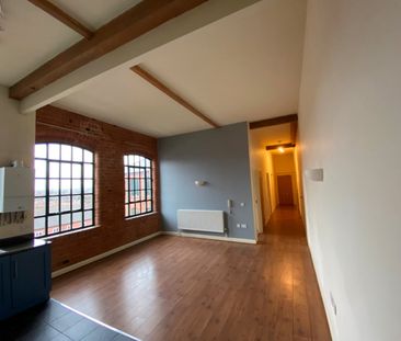 2 Bed Flat, Raleigh Square, NG7 - Photo 5