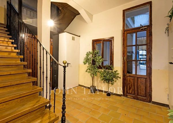 Calle de Piamonte, Madrid, Community of Madrid 28004