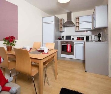 Premium Ensuite - Photo 3