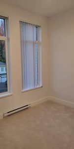 Lougheed area condo - Photo 3