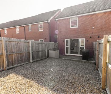2 Bedroom House - Semi-Detached - Photo 6