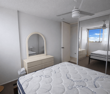 Fully Furnished Coastal Living with Skyline Views – Surfers Paradise - Photo 6