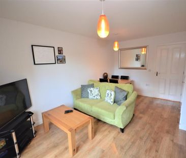 2 bedroom terraced house to rent - Photo 3