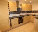 2 bed Apartment - To Let - Photo 6