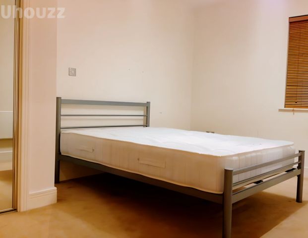 Entire Place·2B1B···119 Postbox, Upper Marshall Street, Birmingham, B1 1LJ - Photo 1