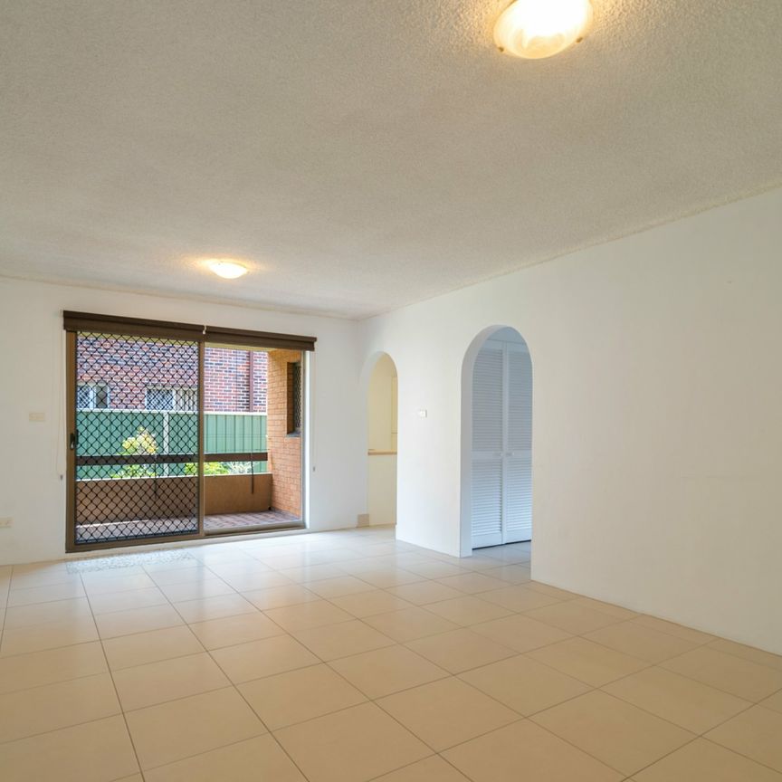 Charming Two-Bedroom Unit by the River - Photo 1