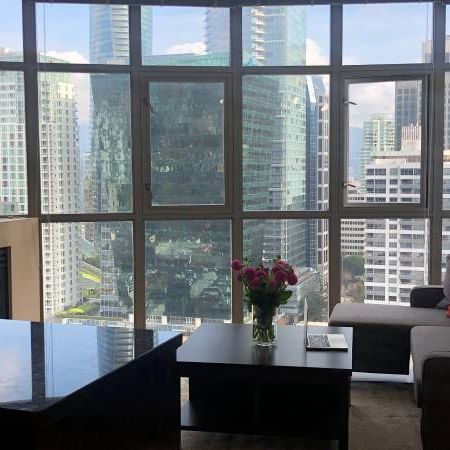 $3,750 / 2br - 990ft2 - 2B/2B/Den Vancouver 19th fl - Photo 1