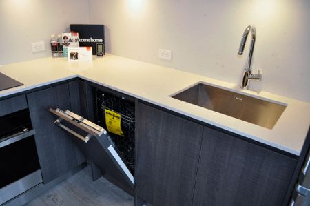 For Lease - 118 Merchants' Wharf N/A Unit# 812, Toronto, Ontario - Photo 3