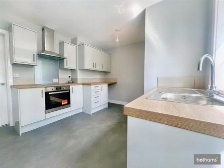 2 bedroom terraced house to rent - Photo 3