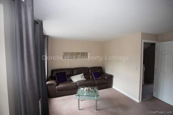 4 bedroom property to rent in Dorchester - Photo 1