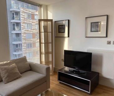 1 Bed Flat, Denison House, E14 - Photo 1