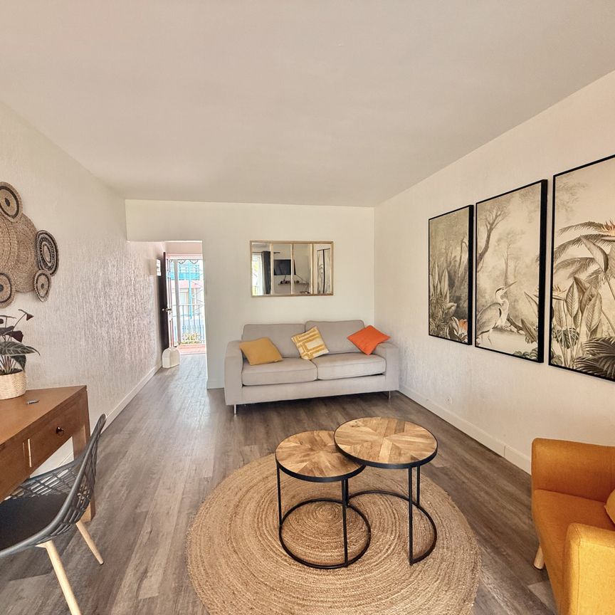 Location Appartement 1 pièce 24m² LE GOSIER 97190 - Photo 1