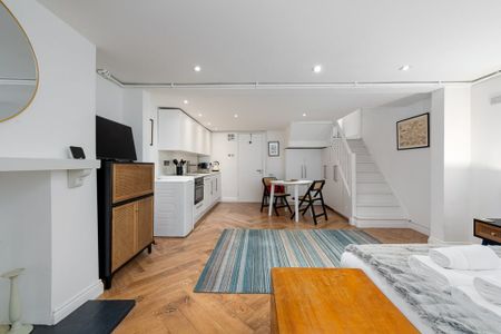 24a St Thomas's Pl, London E9 7PW, UK, London - Photo 4