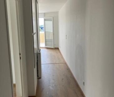 Location Appartement 3 pièces 65m² ANGERS 49100 - Photo 4