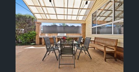 Welcome to Kyogle - Heritage Elegance Meets Modern Comfort - Photo 5