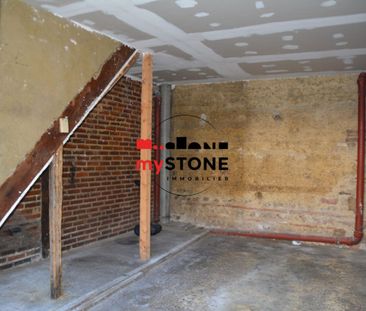 A CHATILLON SUR CHALARONNE – A LOUER Studio de 26m² au 1er étage av... - Photo 3