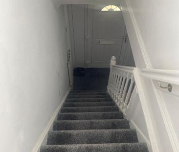 2 bedroom semi-detached house to rent - Photo 2