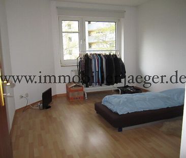 Nähe EKZ Herold-Center - großzügige Wohnung mit Balkon, Bad mit Wanne und Dusche - im 2.OG - Photo 2