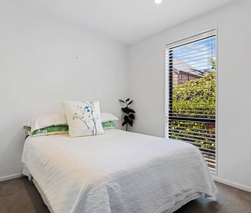 Modern 2-Bedroom Townhouse in Prime St. Albans Location - Photo 4