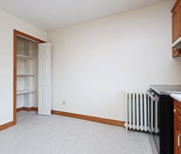 For Lease - 68 Roxton Road Unit# Upper, Toronto, Ontario - Photo 3